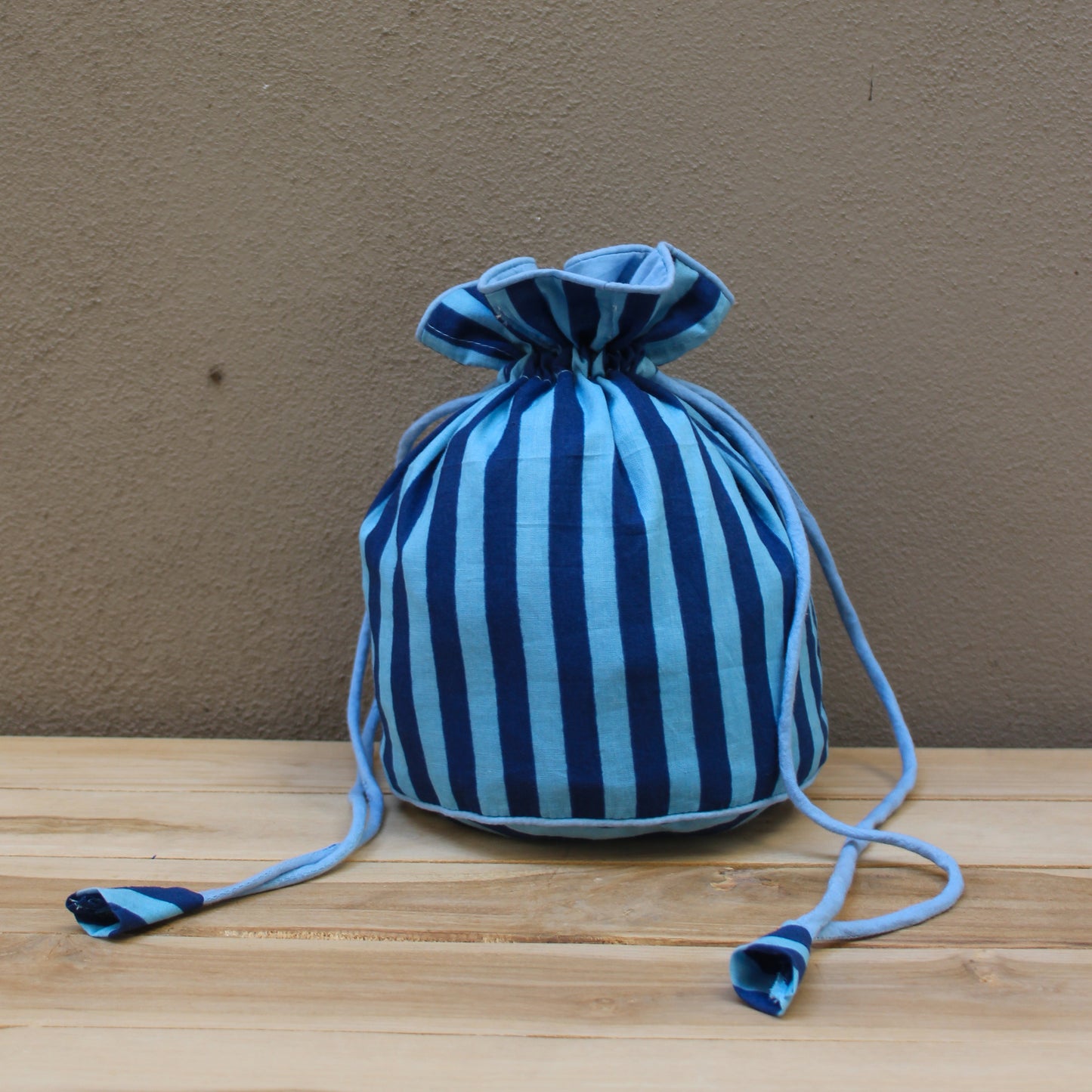 BEAUTY POCHETTE 2
