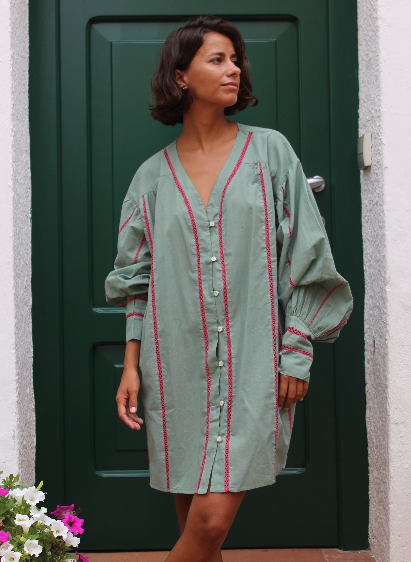 CAMICIONE IN COTONE CON PIZZO A CONTRASTO 3
