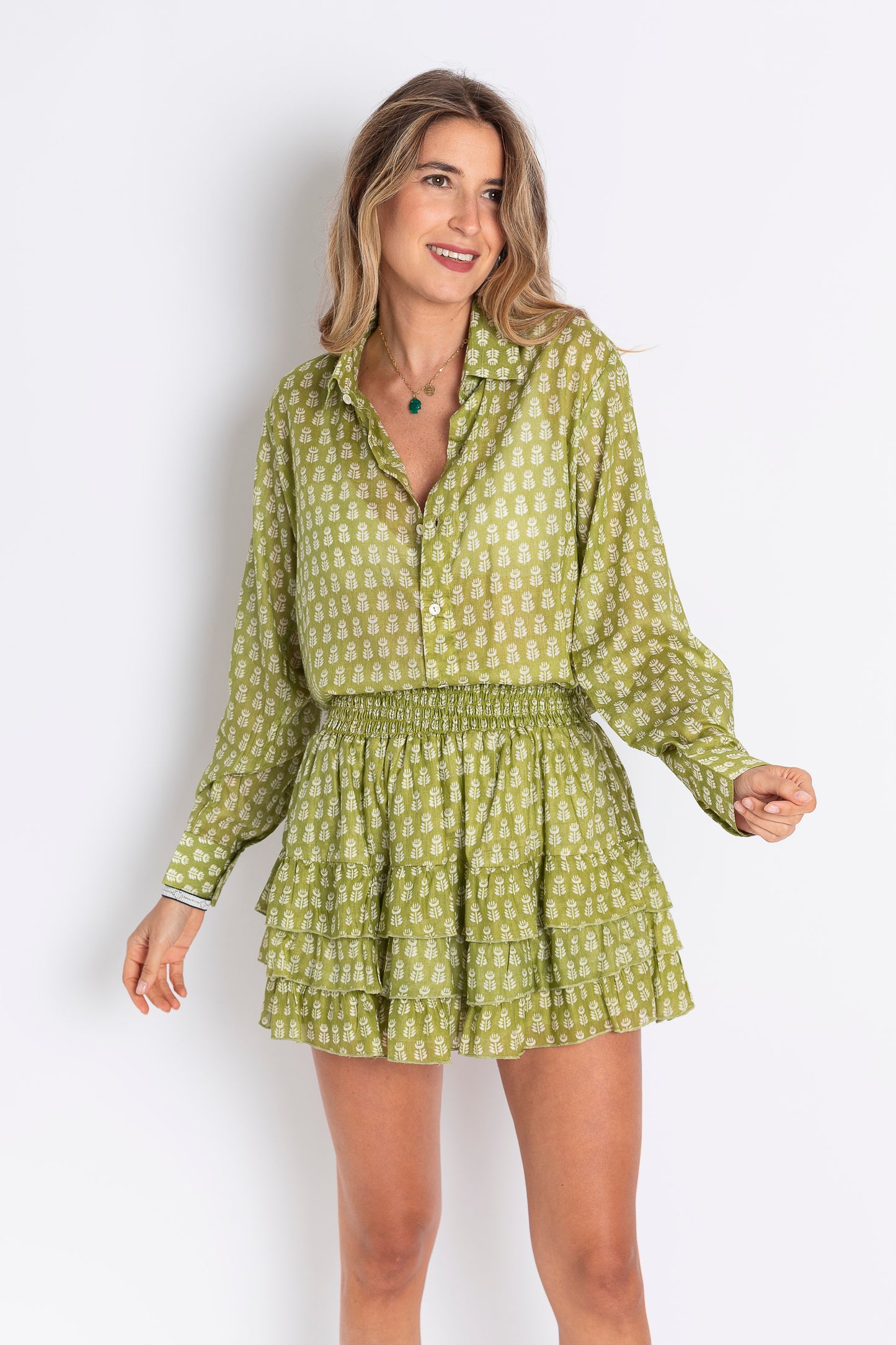 COMPLETO CAMICIA E GONNA CORTA 5