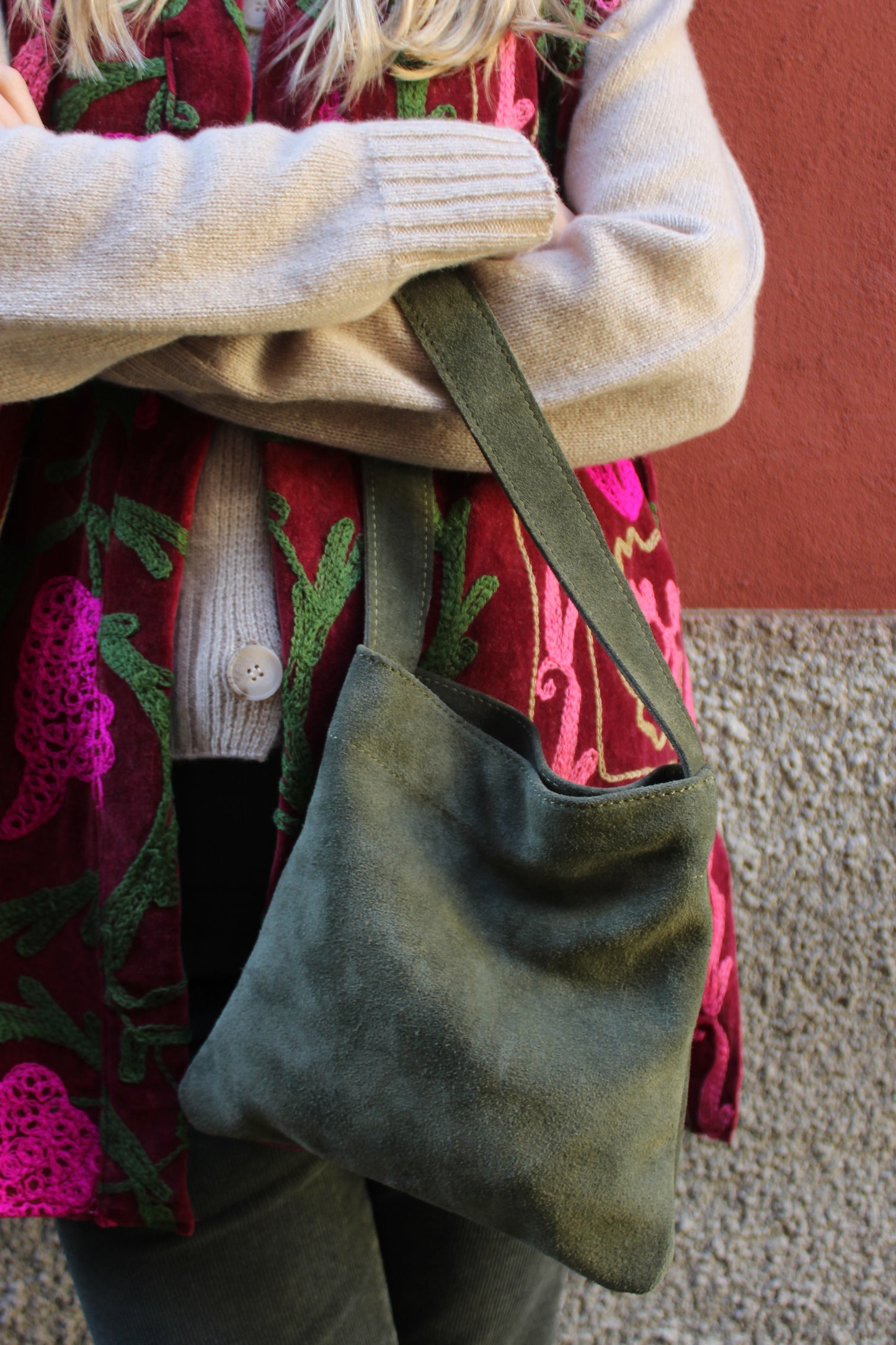 BORSA IN SUEDE VERDE OLIVA