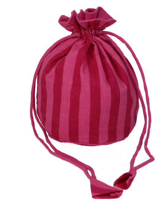 BEAUTY POCHETTE 1