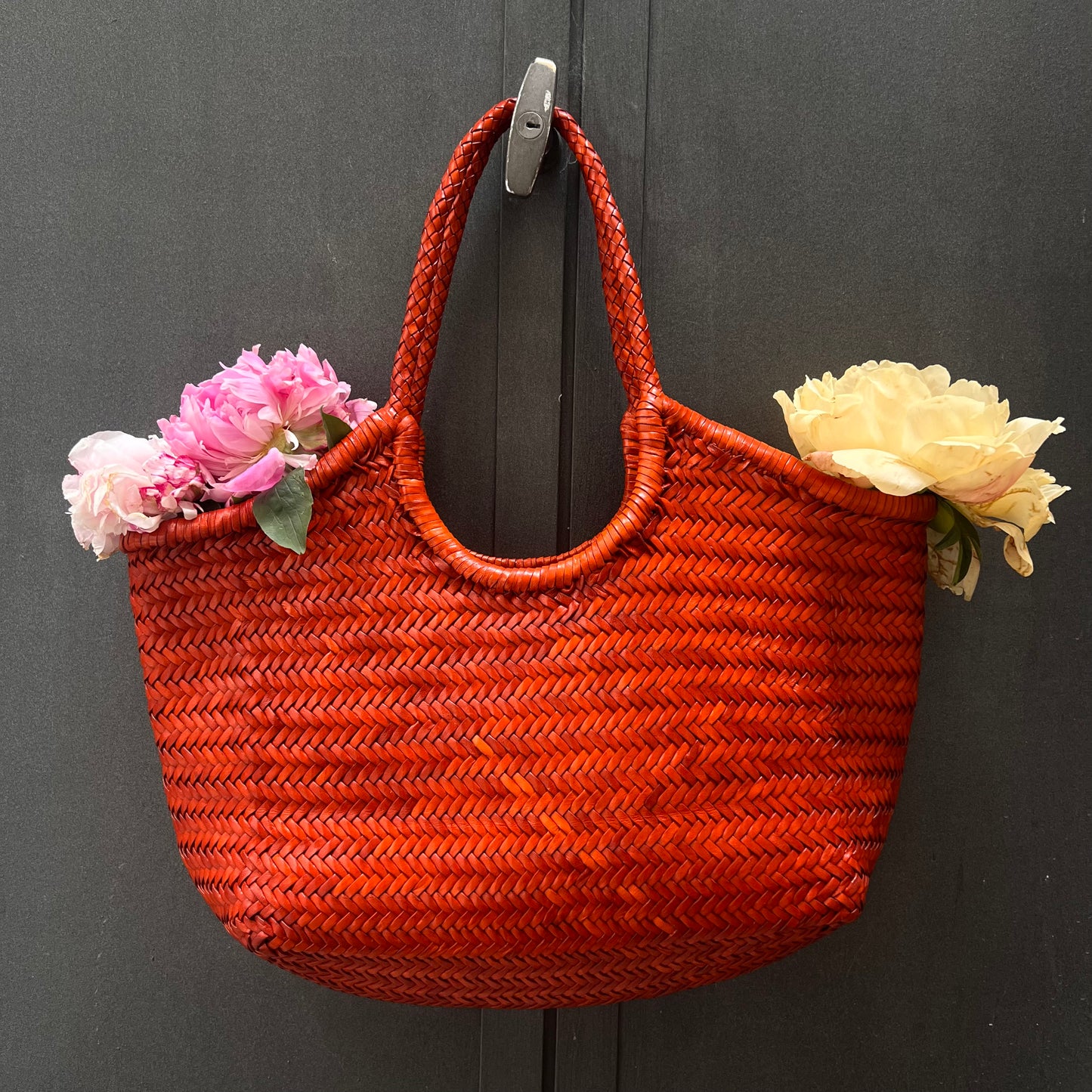 BORSA IN PELLE INTRECCIATA ALBICOCCA