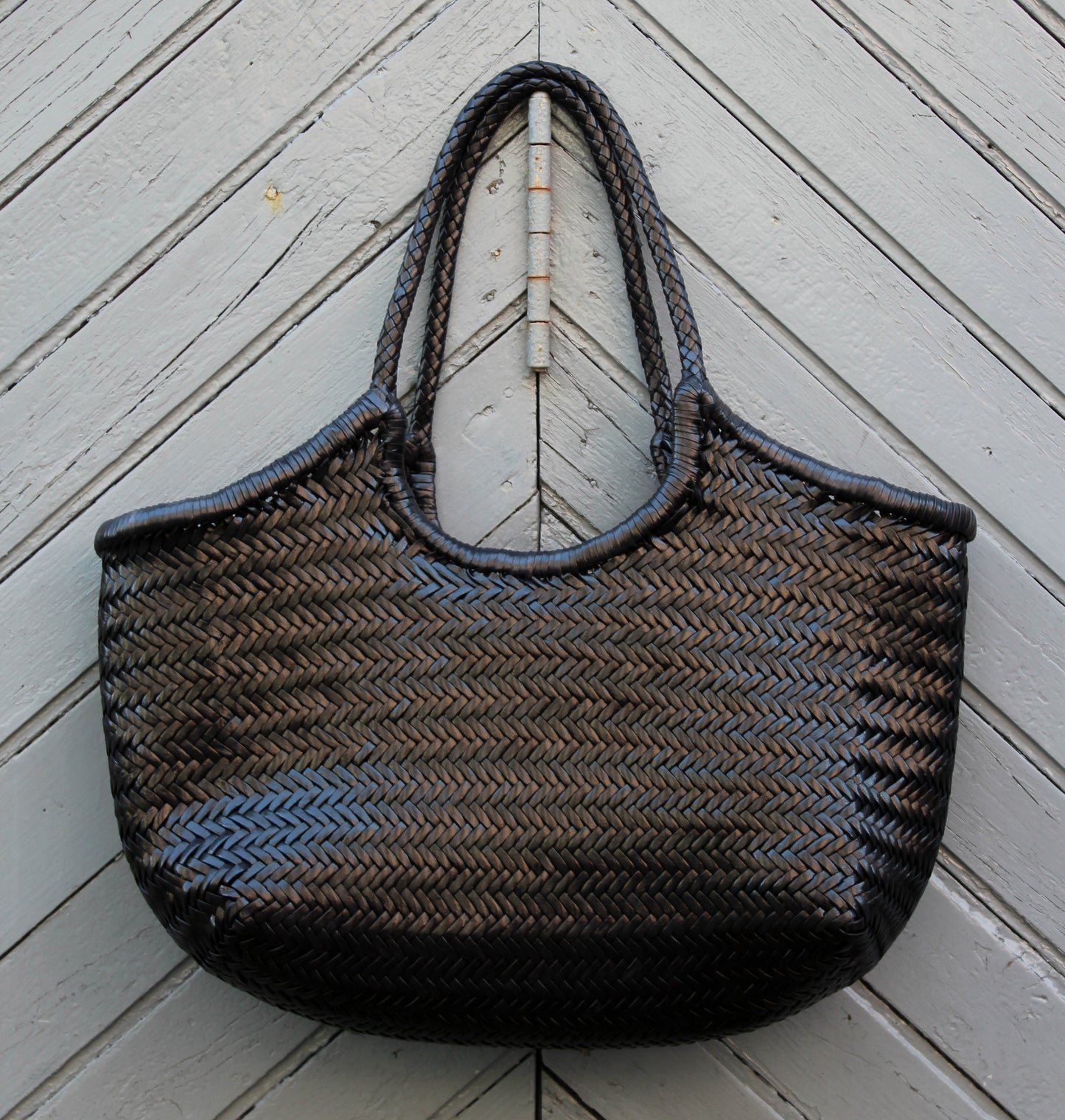 BORSA IN PELLE INTRECCIATA NERA