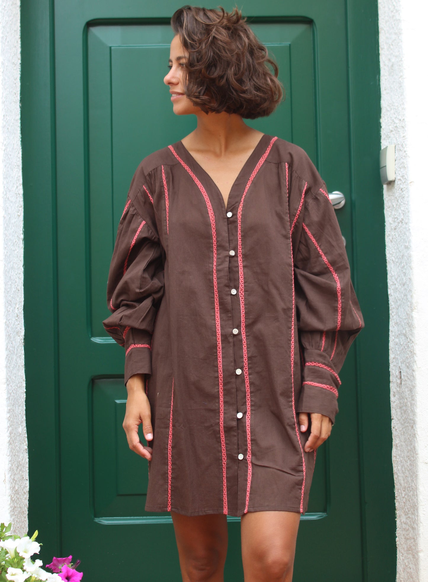 CAMICIONE IN COTONE CON PIZZO A CONTRASTO 2
