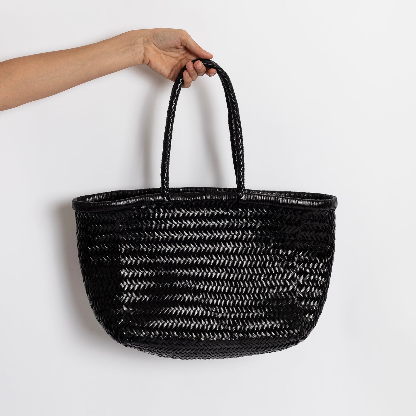 BORSA IN PELLE INTRECCIATA NERA