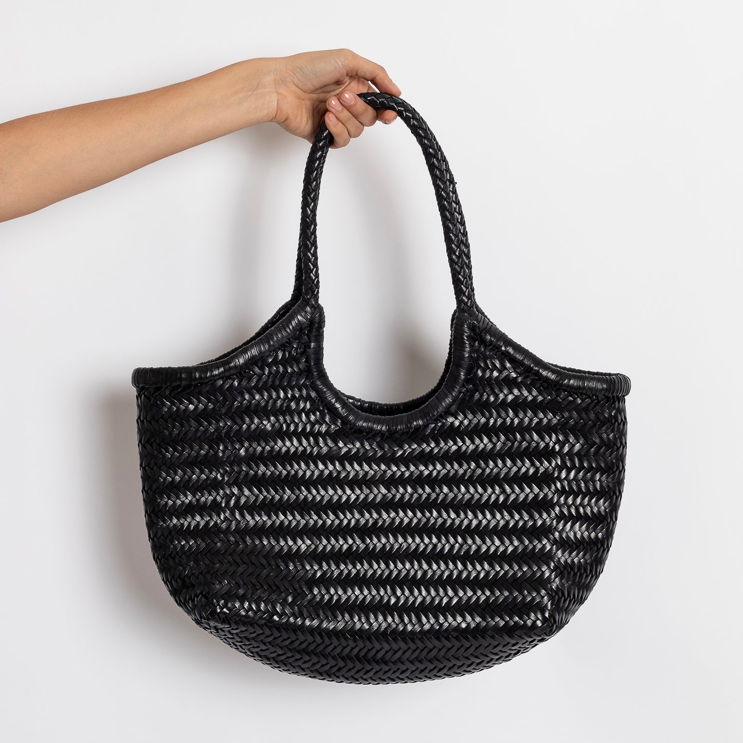 BORSA IN PELLE INTRECCIATA NERA